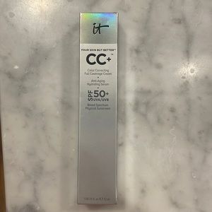 It Cosmetics CC+ Foundation - LIGHT